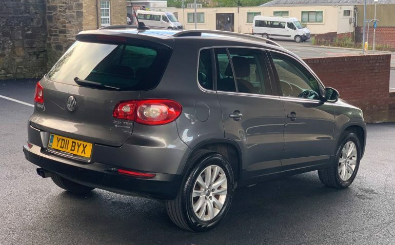 Volkswagen Tiguan 2.0 Litre Tdi Grey #5