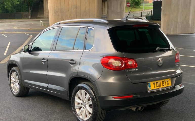 Volkswagen Tiguan 2.0 Litre Tdi Grey #6