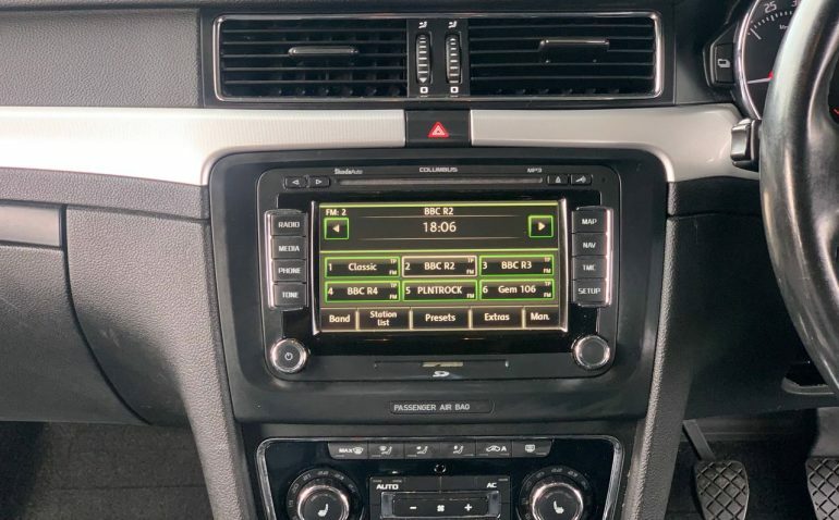 Skoda Superb 2.0 Tdi Elegance Dsg Euro 5 Grey #21