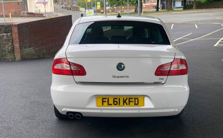 Skoda Superb 2.0 Tdi Elegance Dsg Euro 5 Grey #7