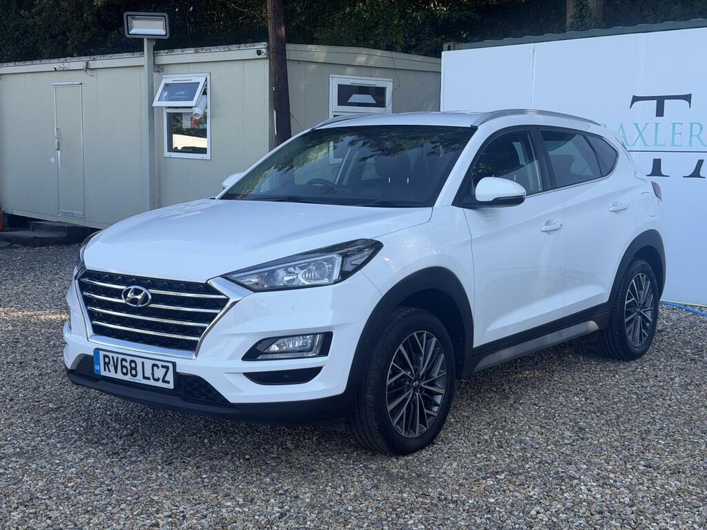 Hyundai Tucson 1.6 Gdi Premium Suv Euro 6 Ss RV68LCZ White #4