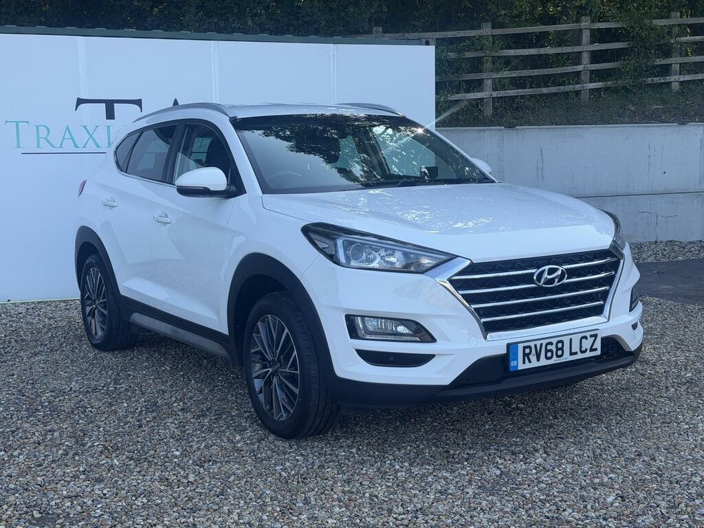 Hyundai Tucson 1.6 Gdi Premium Suv Euro 6 Ss RV68LCZ White #3