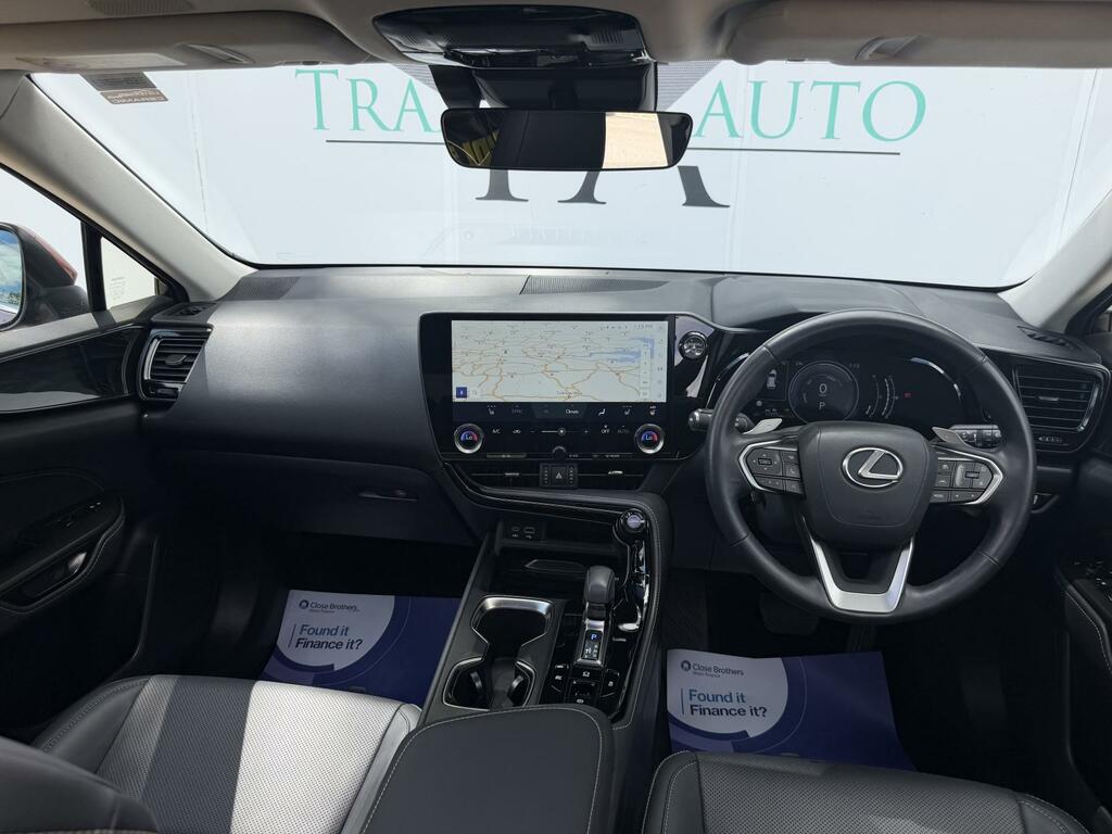 Lexus NX 2.5 450H 18.1Kwh Takumi Suv Plug-in Hy Silver #24