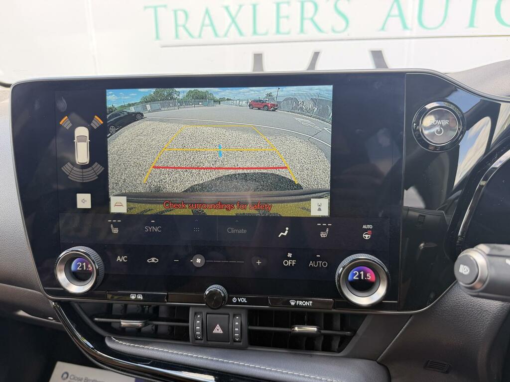 Lexus NX 2.5 450H 18.1Kwh Takumi Suv Plug-in Hy Silver #27