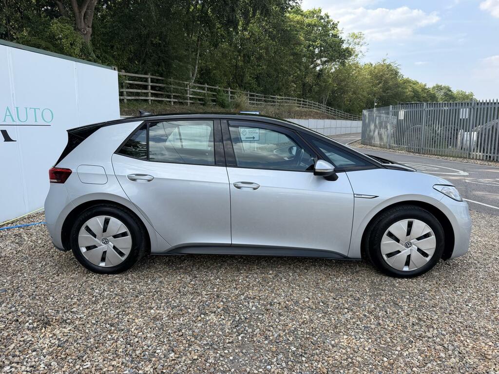 Volkswagen ID.3 Life Silver #3