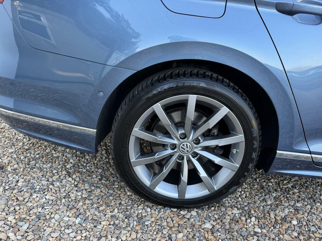 Volkswagen Passat  Silver #18