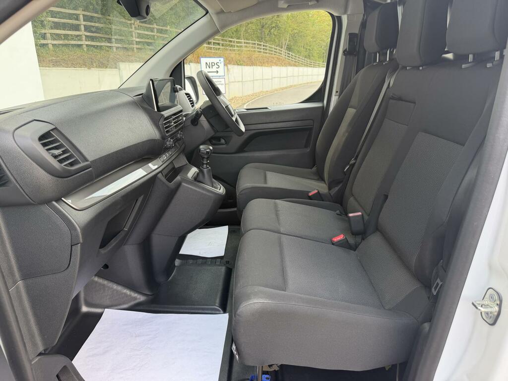 Vauxhall Vivaro 2.0 Turbo D 3100 Prime Panel Van 6Dr S Grey #13
