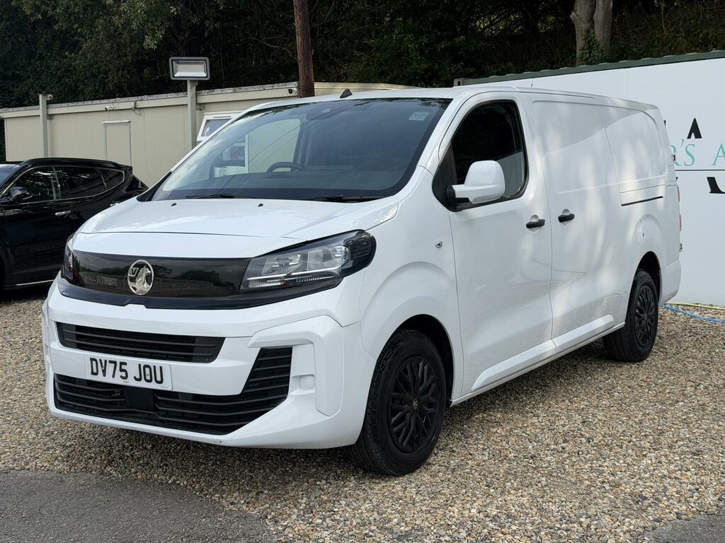 Vauxhall Vivaro Prime White #3