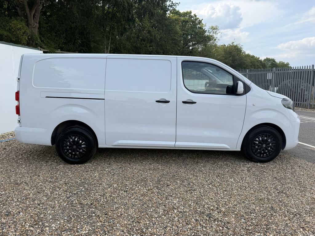 Vauxhall Vivaro Prime White #4