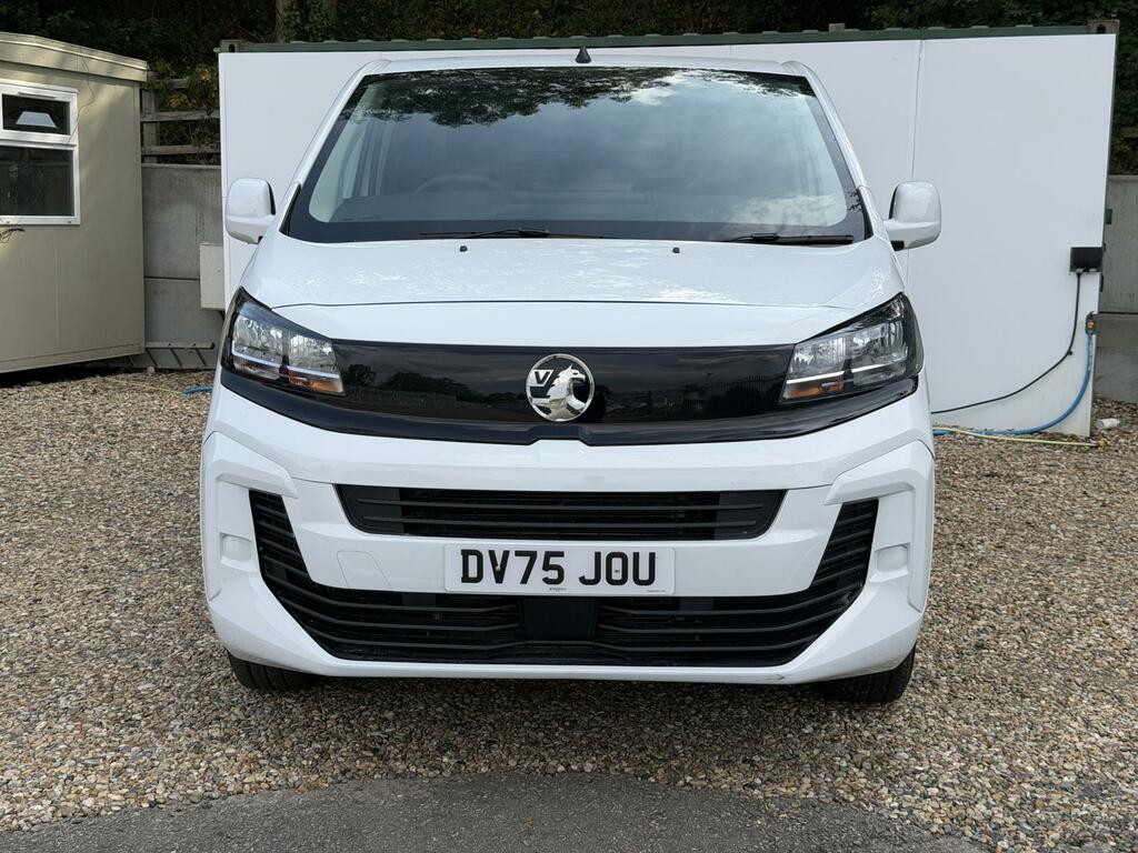 Vauxhall Vivaro Prime White #2