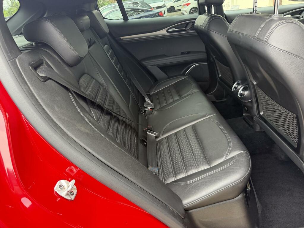 Alfa Romeo Stelvio 2.2 Td Super Red #10