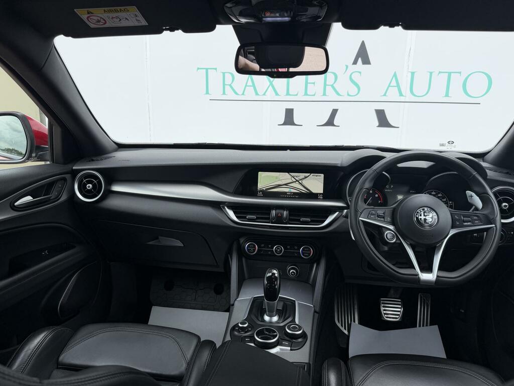 Alfa Romeo Stelvio 2.2 Td Super Red #7