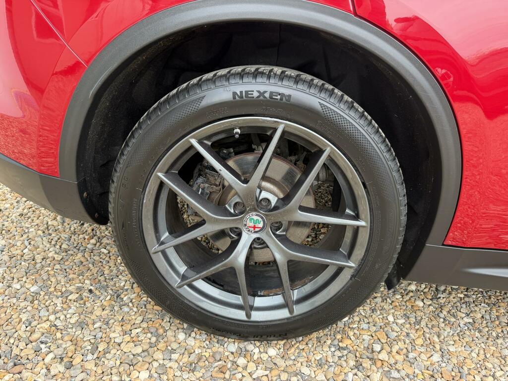 Alfa Romeo Stelvio 2.2 Td Super Red #18