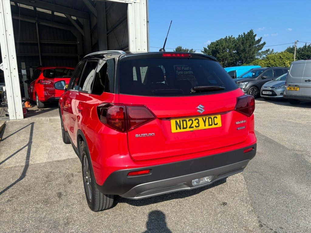 Suzuki Vitara Suv Red #2