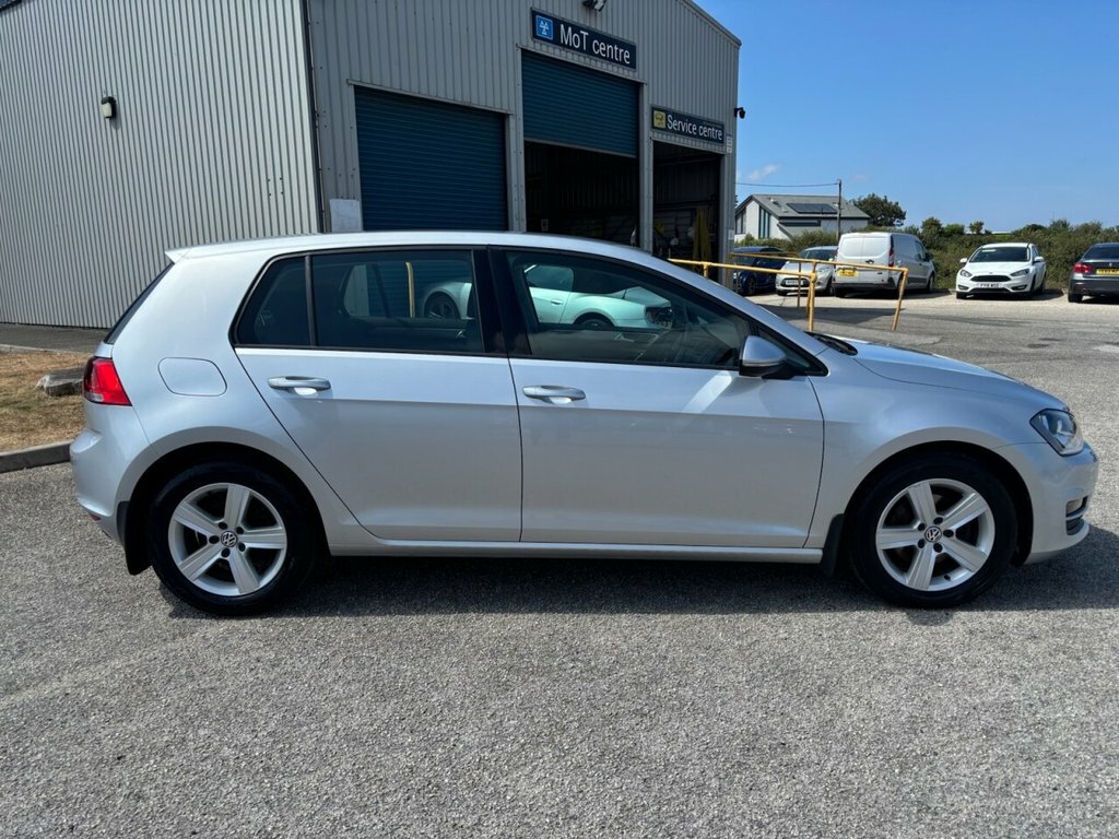 Volkswagen Golf Golf Match Tdi Bluemotion Technology Silver #4