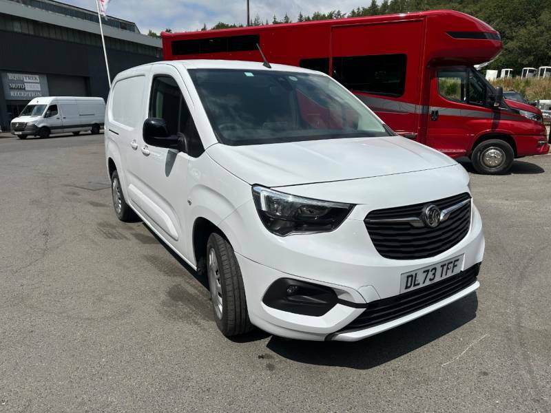 Vauxhall Combo 2300 1.5 Turbo D 100Ps H1 Pro Van 2023 White