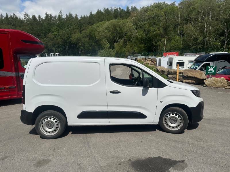 Vauxhall Combo 1.5 Turbo D 100Ps Prime H1 Van 2024 White
