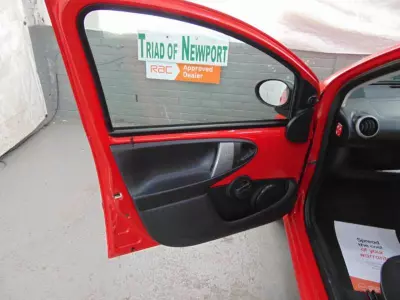 Peugeot 107 1.0 12V Active Hatchback Euro 5 Red #19