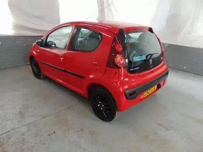 Peugeot 107 1.0 12V Active Hatchback Euro 5 Red #6