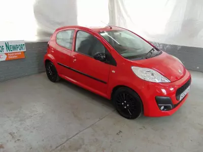 Peugeot 107 1.0 12V Active Hatchback Euro 5 Red #2