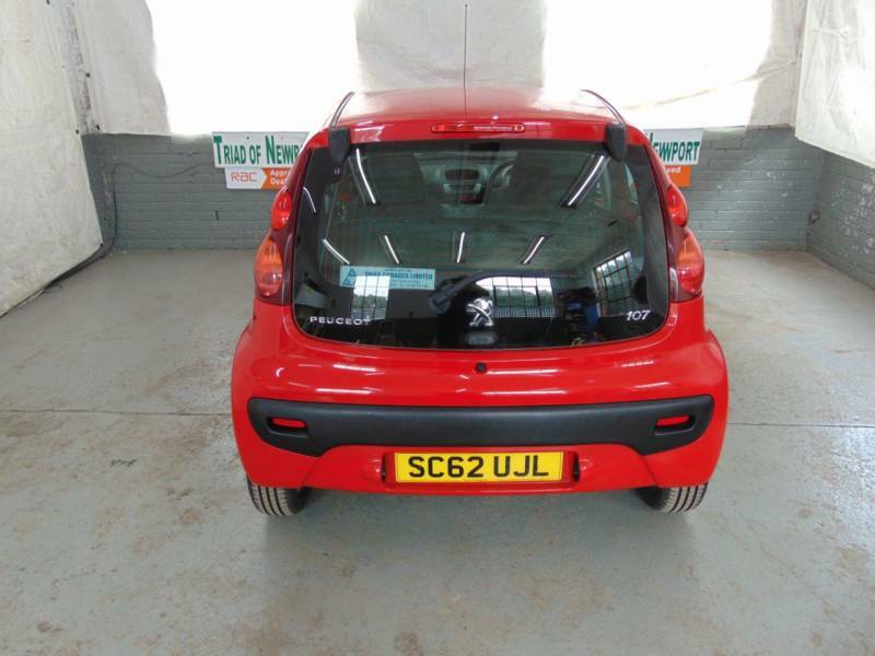 Peugeot 107 1.0 Active Red #5