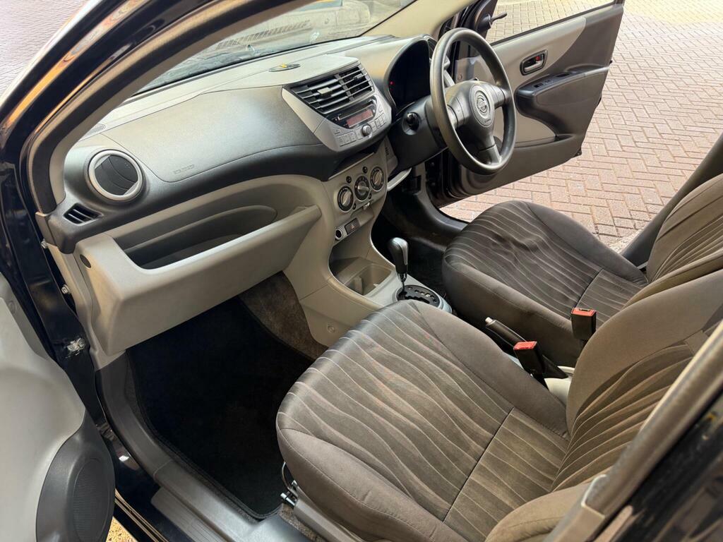 Nissan Pixo 1.0 N-tec Euro 5 Black #5