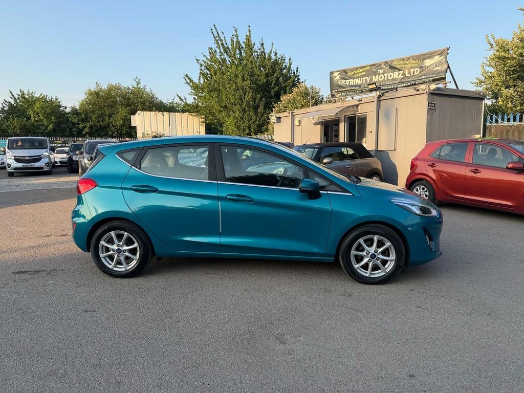 Ford Fiesta 1.1 Ti-vct Zetec Euro 6 Ss Blue