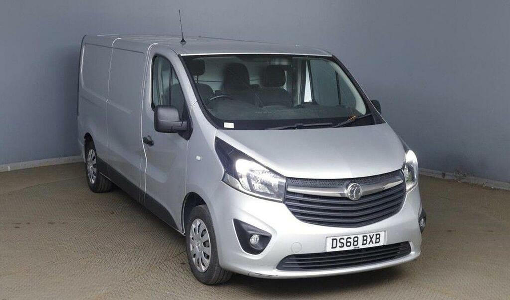 Vauxhall Vivaro 1.6 Cdti 2900 Sportive L2 H1 Euro 6 Silver