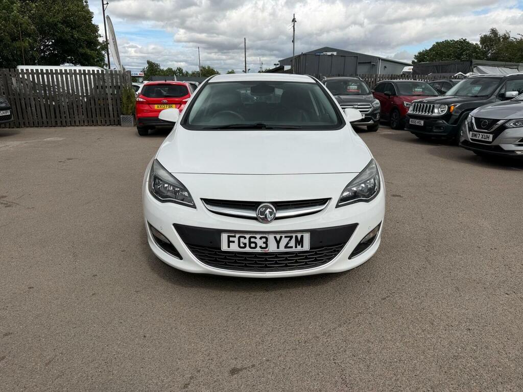 Vauxhall Astra 2.0 Cdti Ecoflex Elite Euro 5 Ss White #2