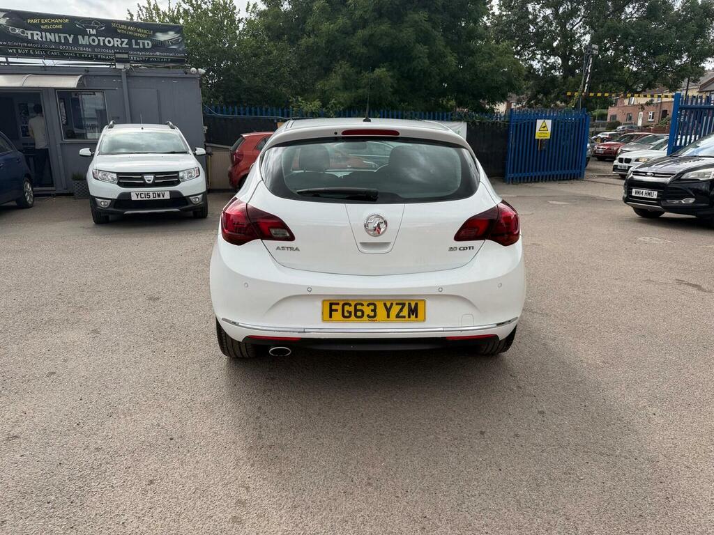 Vauxhall Astra 2.0 Cdti Ecoflex Elite Euro 5 Ss White #5