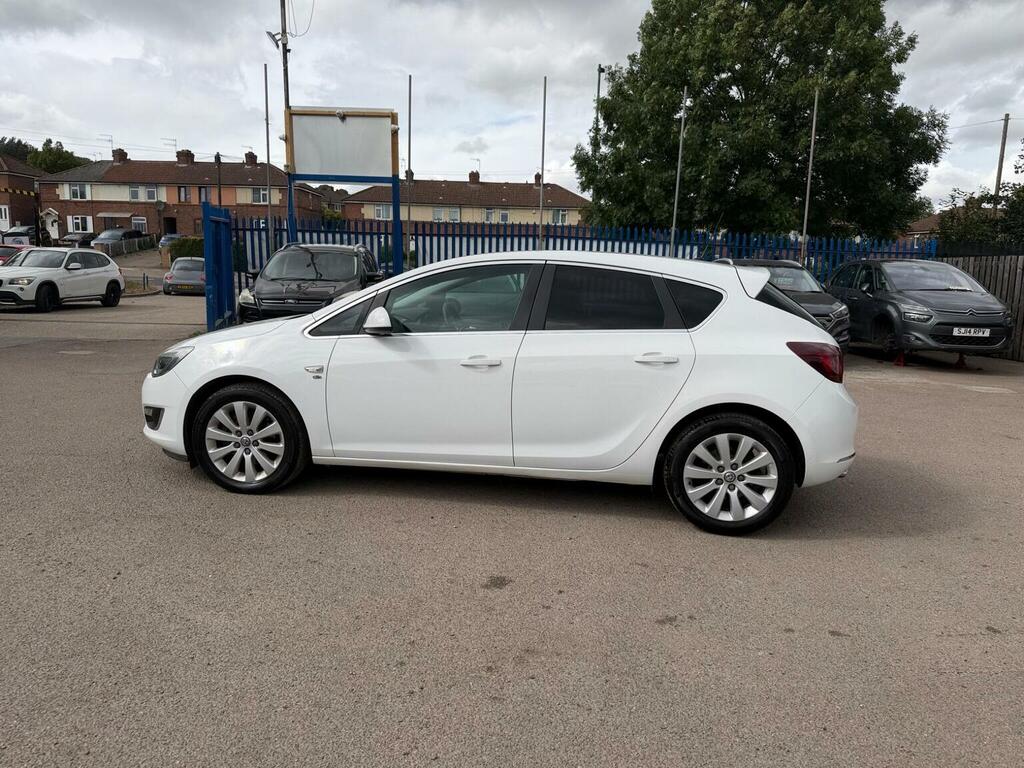 Vauxhall Astra 2.0 Cdti Ecoflex Elite Euro 5 Ss White #4