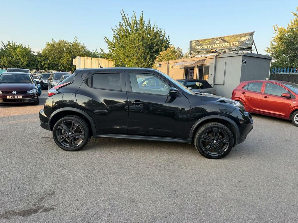 Nissan Juke 1.6 N-connecta Xtron Euro 6 Black
