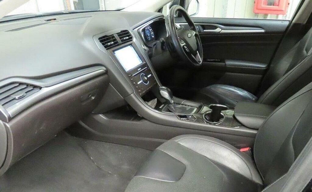 Ford Mondeo 2.0 Tdci Titanium Powershift Euro 6 Ss Black #2