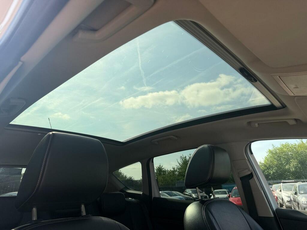 Ford Kuga 2.0 Tdci 140 Zetec White #15