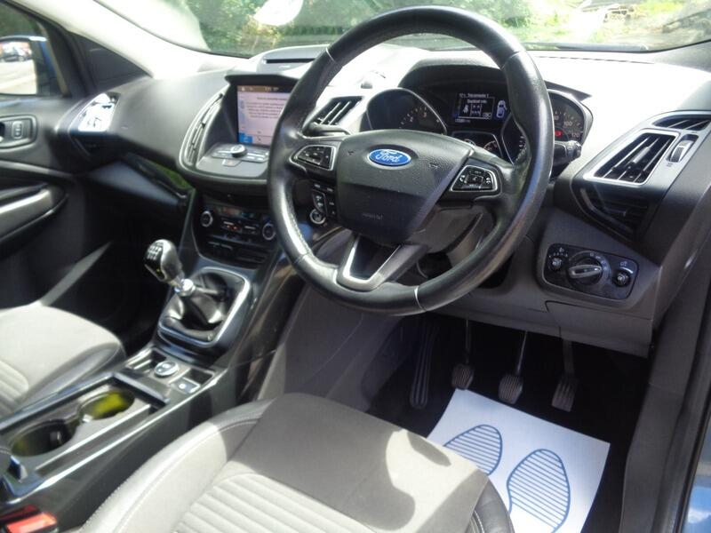 Ford Kuga Titanium Edition Tdci BX19OYS #3