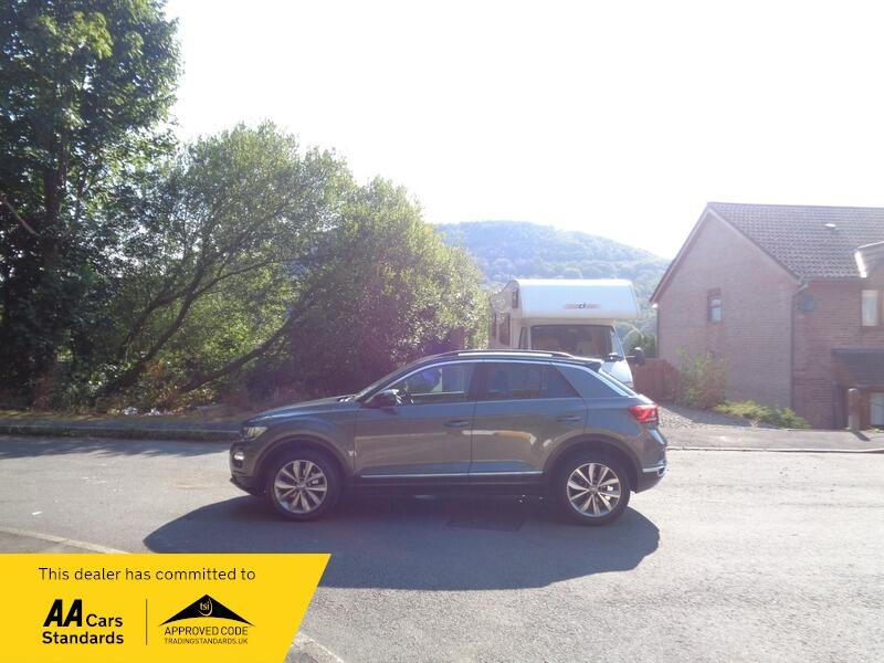 Volkswagen T-Roc Design Tsi YH68NTO #2