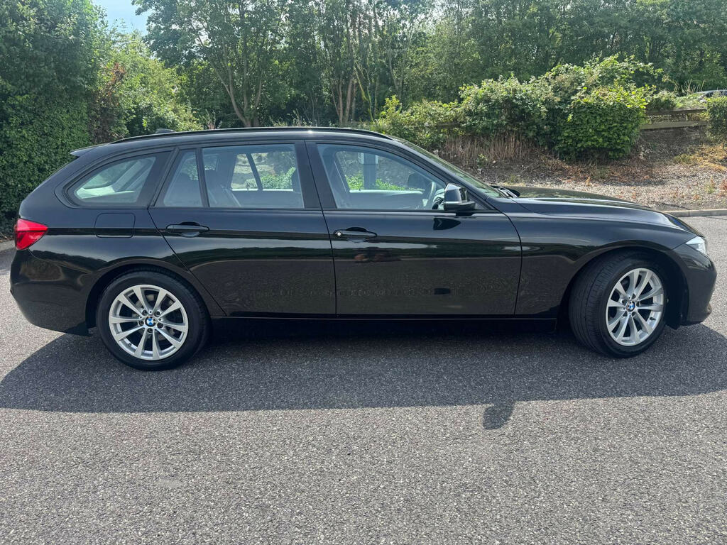 BMW 3 Series 1.5 318I Se Black #2