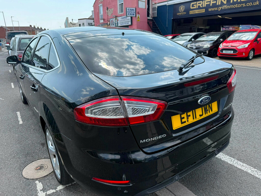 Ford Mondeo 2.0 Tdci Titanium X Hatchback Eu Black #4