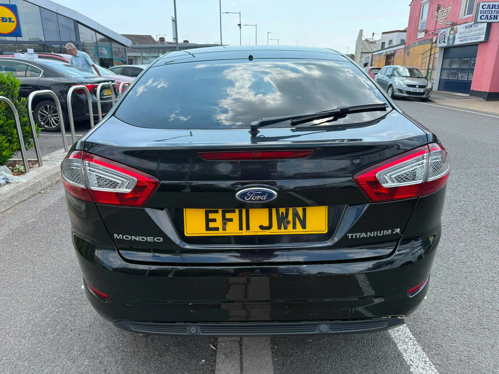 Ford Mondeo 2.0 Tdci Titanium X Hatchback Eu Black #5
