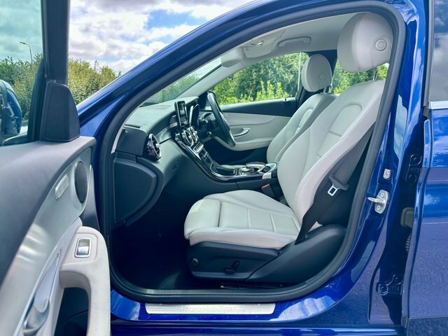 Mercedes-Benz C Class C200d Sport Saloon Blue #4