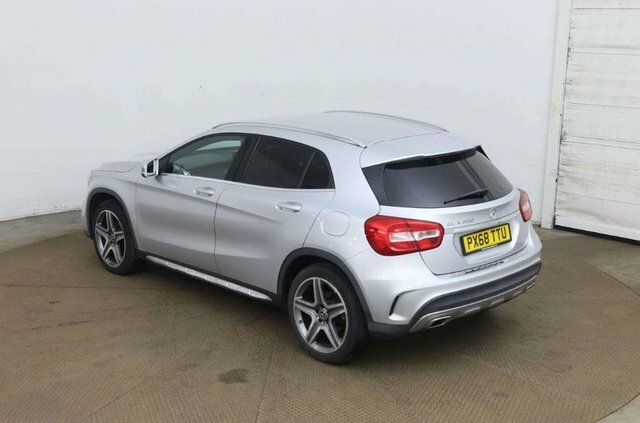 Mercedes-Benz GLA Class Gla200 Amg Line Suv Silver #5