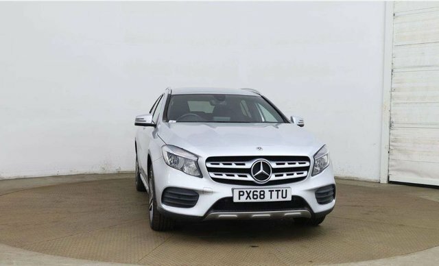 Mercedes-Benz GLA Class Gla200 Amg Line Suv Silver
