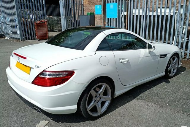 Mercedes-Benz SLK Slk250 Cdi Amg Sport White #4