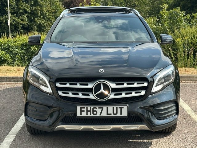 Mercedes-Benz GLA Class Gla220d Amg Line Premium Black #4