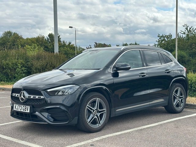 Mercedes-Benz GLA Class Gla200h Mhev Amg Line Black #3
