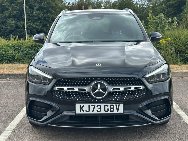 Mercedes-Benz GLA Class Gla200h Mhev Amg Line Black #4