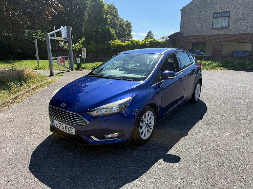 Ford Focus 1.0T Ecoboost Titanium Hatchback Blue #6