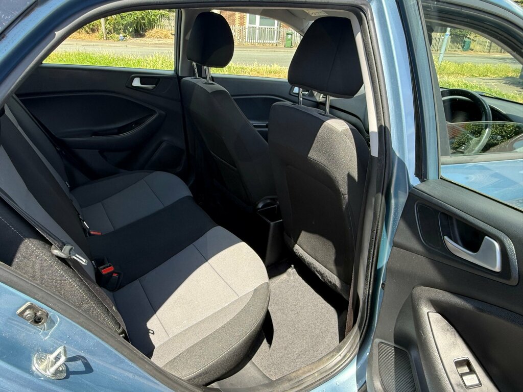 Hyundai I20 1.0T Gdi 120 Premium Se Nav White #26