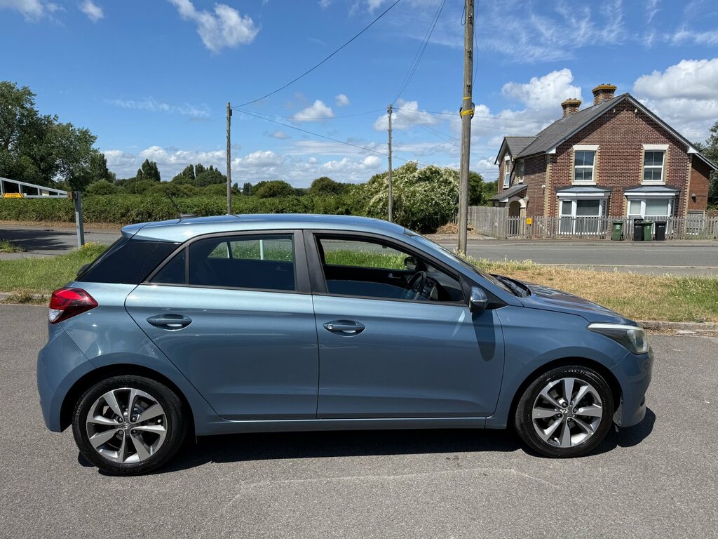 Hyundai I20 1.0T Gdi 120 Premium Se Nav White #12
