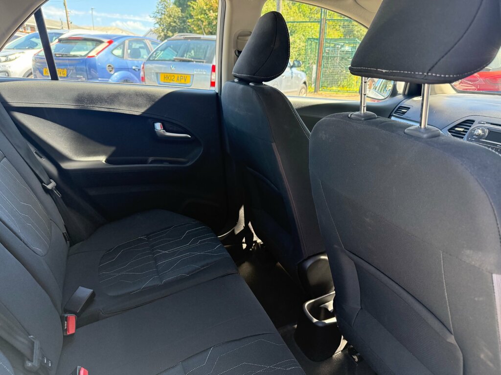Kia Picanto 1.0 Vr7 Hatchback Euro 5 68 Bhp White #27